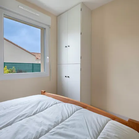 Dom wakacyjny Maison De Plain-pied - Quartier Calme Pour Six Personnes *