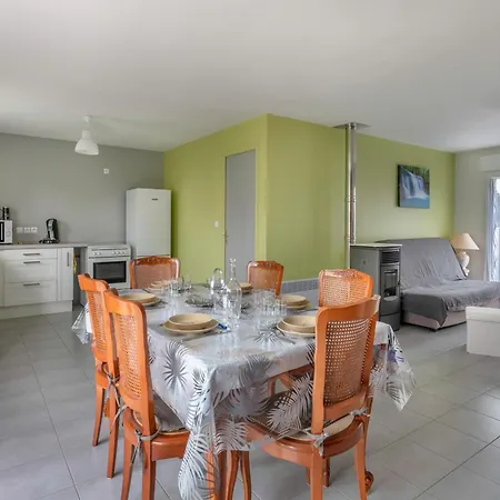 Dom wakacyjny Maison De Plain-pied - Quartier Calme Pour Six Personnes