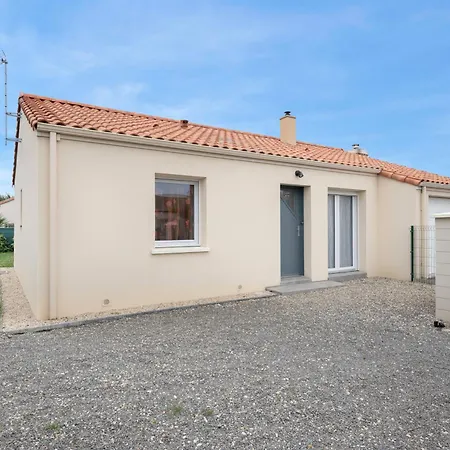 Maison De Plain-pied - Quartier Calme Pour Six Personnes *