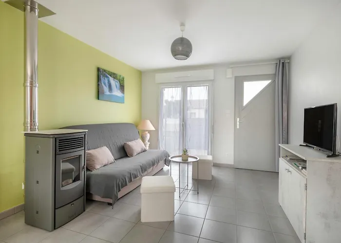 Maison De Plain-pied - Quartier Calme Pour Six Personnes 펜션 *